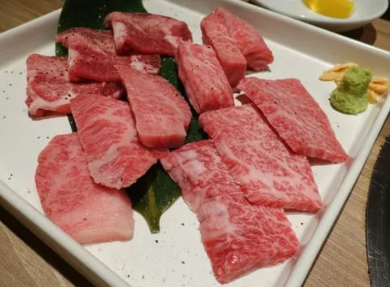 니쿠이치 야쿠인