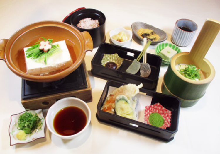 사가 두부이네 본점