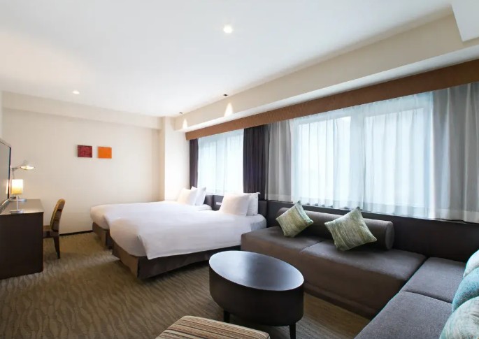 홀리데이 인 오사카 난바